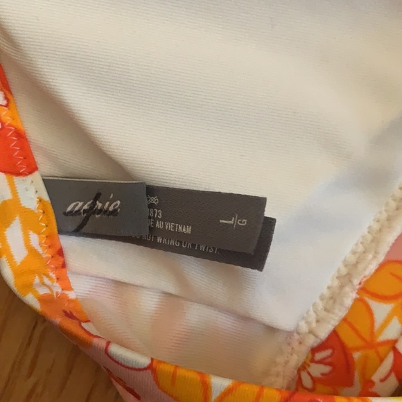 Aerie Large Triangle Bikini Top NEW - Picture 4 of 5